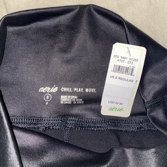 Aerie Shiny Black Leggings - Picture 2 of 4